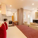Apartment Charming 1-bedroom In Porto