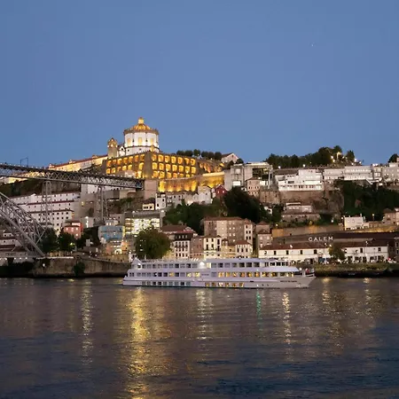 Charming 1-bedroom In Apartment